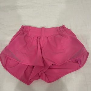 2.5” Low Rise Lululemon Hotty Hot Shorts